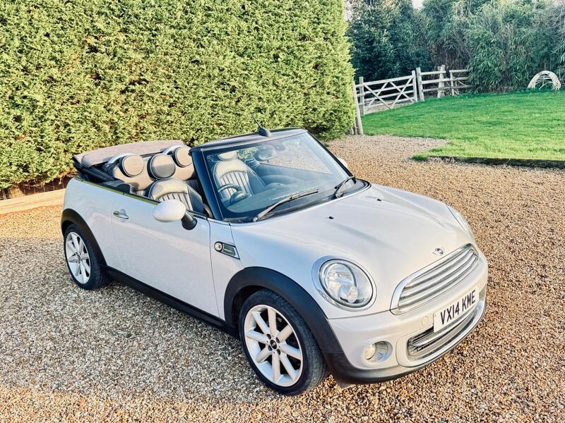 MINI Convertible 1.6 Cooper Highgate Convertible 2dr Petrol Manual EURO 6 (s/s) (122 PS)