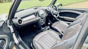 MINI Convertible 1.6 Cooper Highgate Convertible 2dr