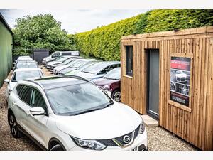 MINI Convertible 1.6 Cooper Highgate Convertible 2dr Petrol Manual EURO 6 (s/s) (122 PS)