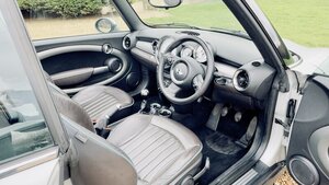 MINI Convertible 1.6 Cooper Highgate Convertible 2dr