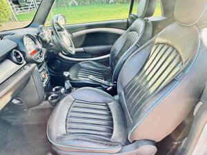 MINI Convertible 1.6 Cooper Highgate Convertible 2dr Petrol Manual EURO 6 (s/s) (122 PS)