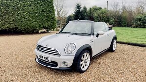 MINI Convertible 1.6 Cooper Highgate Convertible 2dr