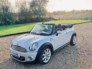 MINI Convertible 1.6 Cooper Highgate Convertible 2dr Petrol Manual EURO 6 (s/s) (122 PS)
