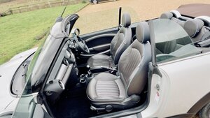 MINI Convertible 1.6 Cooper Highgate Convertible 2dr