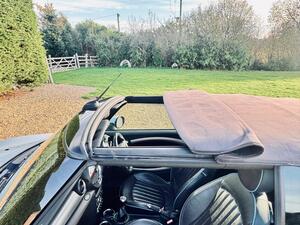 MINI Convertible 1.6 Cooper Highgate Convertible 2dr Petrol Manual EURO 6 (s/s) (122 PS)