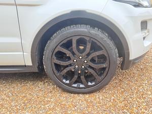 Land Rover Range Rover Evoque 2.2 SD4 Dynamic Auto 4WD Euro 5 (s/s) 5dr