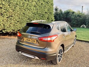 Nissan Qashqai 1.2 DIG-T Tekna 2WD EURO 5 (s/s) 5dr