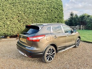 Nissan Qashqai 1.2 DIG-T Tekna 2WD EURO 5 (s/s) 5dr