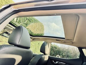 Nissan Qashqai 1.2 DIG-T Tekna 2WD EURO 5 (s/s) 5dr