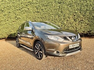 Nissan Qashqai 1.2 DIG-T Tekna 2WD EURO 5 (s/s) 5dr
