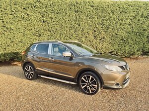 Nissan Qashqai 1.2 DIG-T Tekna 2WD EURO 5 (s/s) 5dr