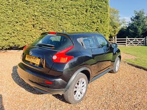 Nissan Juke 1.6 Acenta Euro 5 (s/s) 5dr