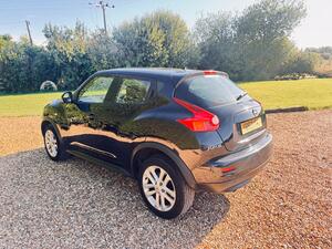 Nissan Juke 1.6 Acenta Euro 5 (s/s) 5dr