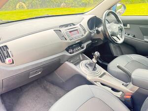 Kia Sportage 1.7 CRDi EcoDynamics 2 2WD Euro 5 (s/s) 5dr