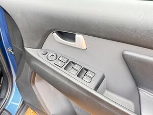 Kia Sportage 1.7 CRDi EcoDynamics 2 2WD Euro 5 (s/s) 5dr