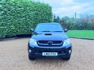 Toyota Hilux 3.0 D-4D Invincible Auto 4WD 4dr