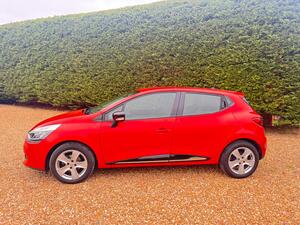 Renault Clio 1.2 16V Dynamique MediaNav Euro 5 5dr