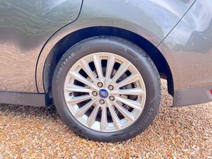 Ford Grand C-Max 1.0T EcoBoost Titanium Euro 6 (s/s) 5dr