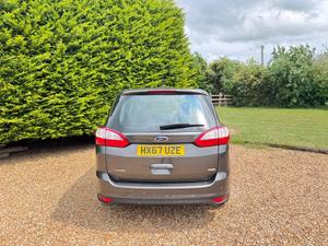 Ford Grand C-Max 1.0T EcoBoost Titanium Euro 6 (s/s) 5dr