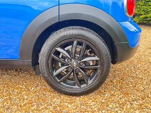 MINI Countryman 1.6 Cooper Euro 5 (s/s) 5dr