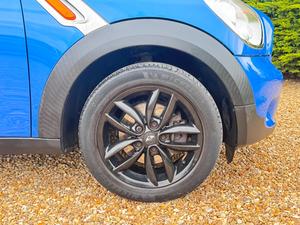 MINI Countryman 1.6 Cooper Euro 5 (s/s) 5dr