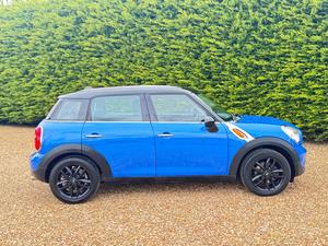 MINI Countryman 1.6 Cooper Euro 5 (s/s) 5dr