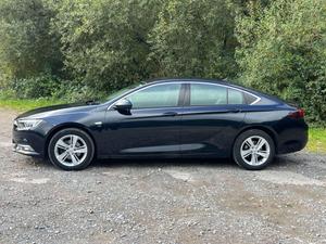 VAUXHALL INSIGNIA 1.6 Insignia SRi Nav TD 5dr