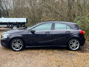 MERCEDES-BENZ A-CLASS 1.5 A180 BlueEfficiency Sport CDi Auto 5dr