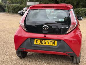 Toyota AYGO 1.0 VVT-i x-play EURO 5 5dr EURO 5