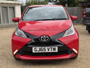 Toyota AYGO 1.0 VVT-i x-play EURO 5 5dr EURO 5