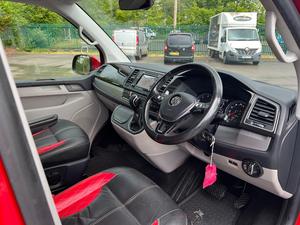 Volkswagen Transporter 2.0 BiTDI T32 BlueMotion Tech DSG FWD SWB Euro 6 (s/s) 4dr