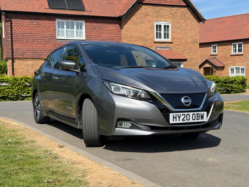 Nissan Leaf 40kWh Tekna AUTO 5dr