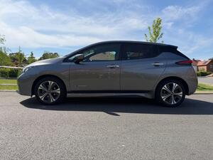 Nissan Leaf 40kWh Tekna AUTO 5dr