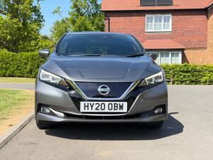 Nissan Leaf 40kWh Tekna AUTO 5dr