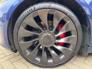 Tesla Model 3 (Dual Motor) Performance AUTO 4WDE 4dr (Performance Upgrade)