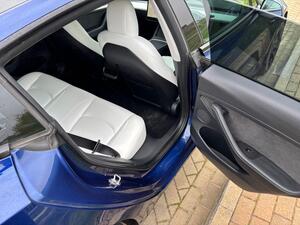 Tesla Model 3 (Dual Motor) Performance AUTO 4WDE 4dr (Performance Upgrade)