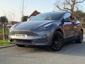 Tesla Model Y (Dual Motor) LONG Range AUTO 4WDE 5dr