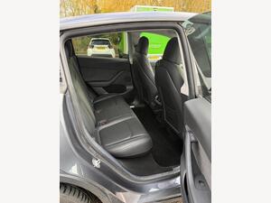 Tesla Model Y (Dual Motor) LONG Range AUTO 4WDE 5dr