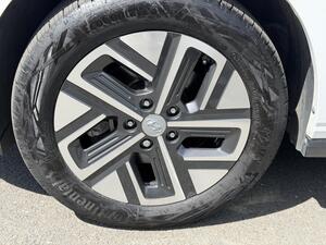 Hyundai KONA 39kWh Premium AUTO 5dr (10.5kW Charger)