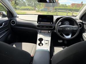 Hyundai KONA 39kWh Premium AUTO 5dr (10.5kW Charger)