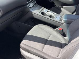 Hyundai KONA 39kWh Premium AUTO 5dr (10.5kW Charger)