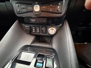 Nissan Leaf 40kWh Tekna AUTO 5dr