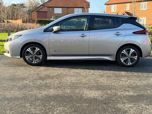Nissan Leaf 40kWh Tekna AUTO 5dr