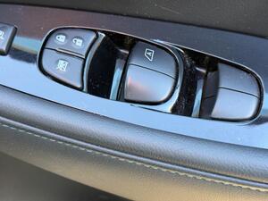 Nissan Leaf 40kWh Tekna AUTO 5dr