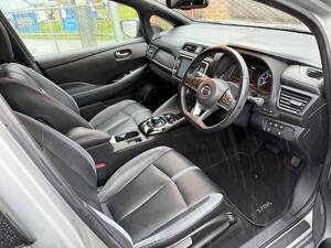 Nissan Leaf 40kWh Tekna AUTO 5dr
