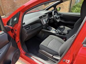 Nissan Leaf 40kWh Acenta AUTO 5dr
