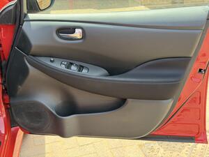 Nissan Leaf 40kWh Acenta AUTO 5dr