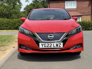 Nissan Leaf 40kWh Acenta AUTO 5dr