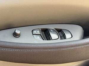 Nissan Leaf 40kWh Acenta AUTO 5dr