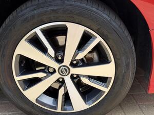 Nissan Leaf 40kWh Acenta AUTO 5dr